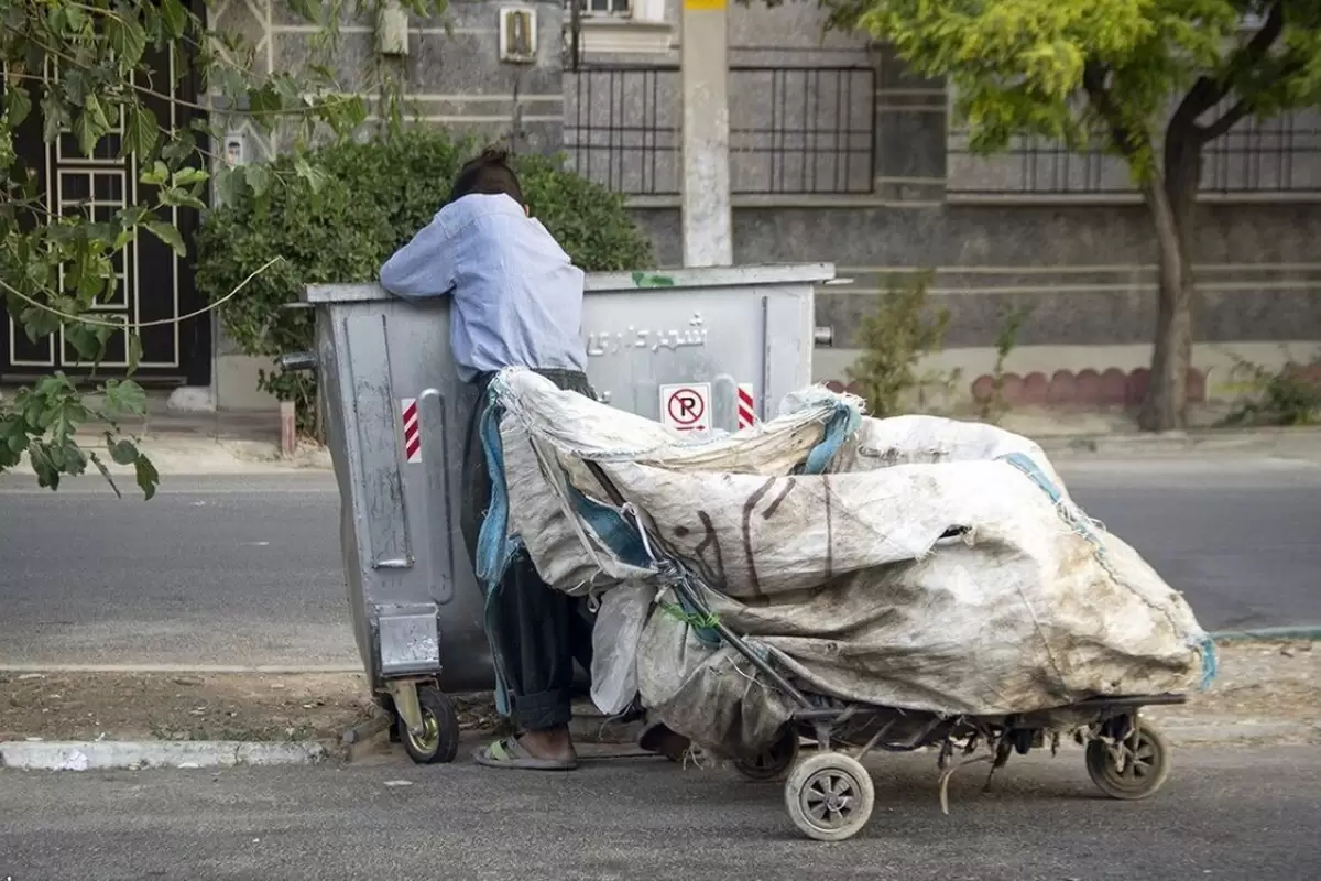 ادعای عجیب یک مقام مسئول: زباله‌گردها روزانه ۲ میلیون تومان درآمد دارند