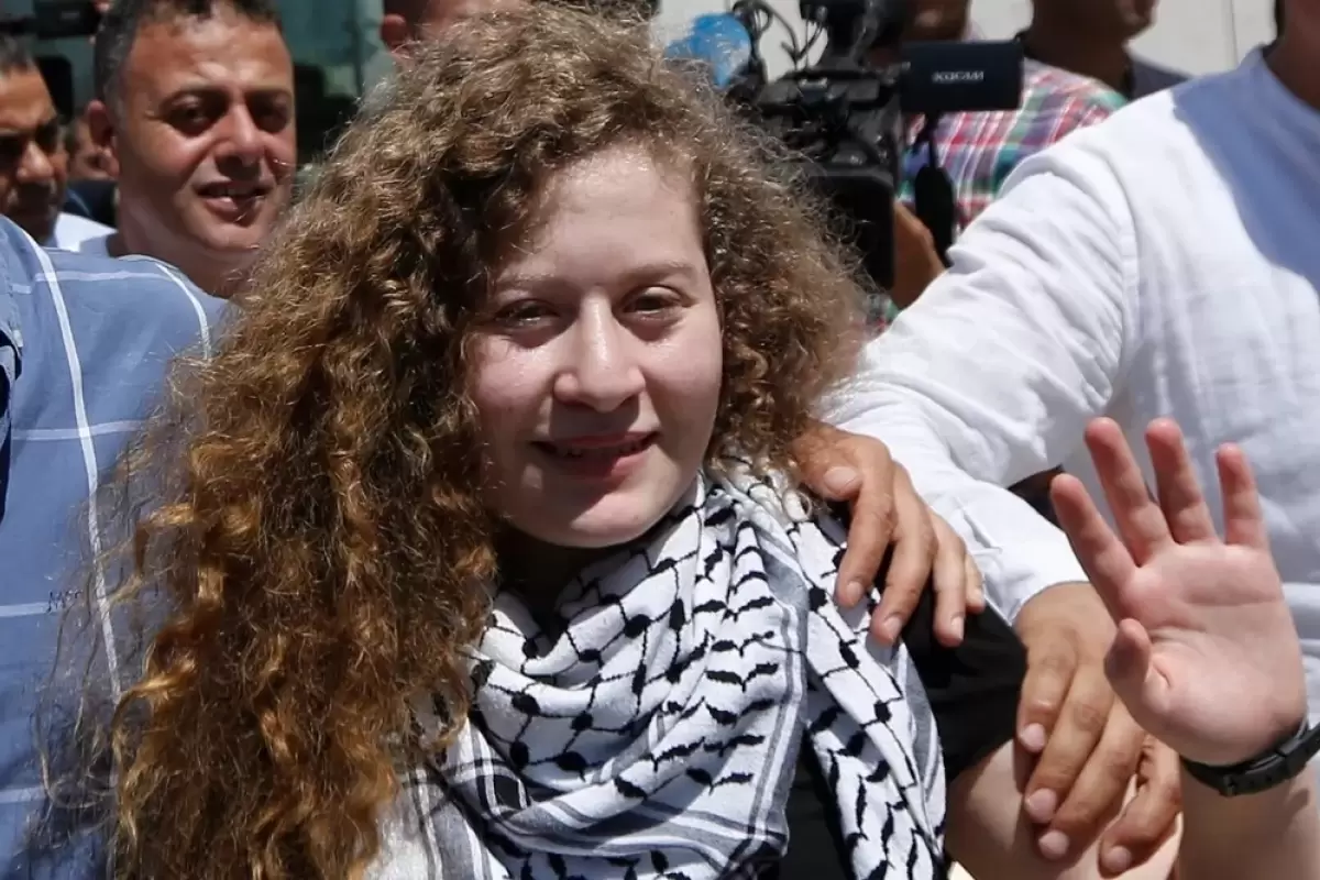 (ویدئو) دختر شجاع فلسطینی آزاد شد