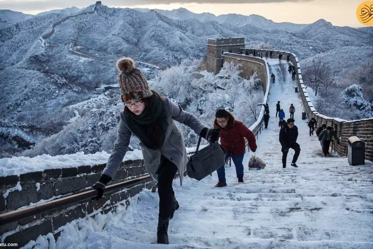(ویدئو) بازدید از دیوار چین هنگام بارش برف