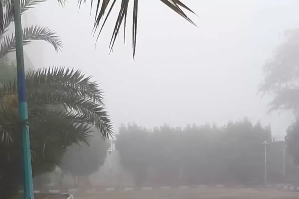 مه سنگین و رطوبت ۱۰۰درصدی در بندرماهشهر