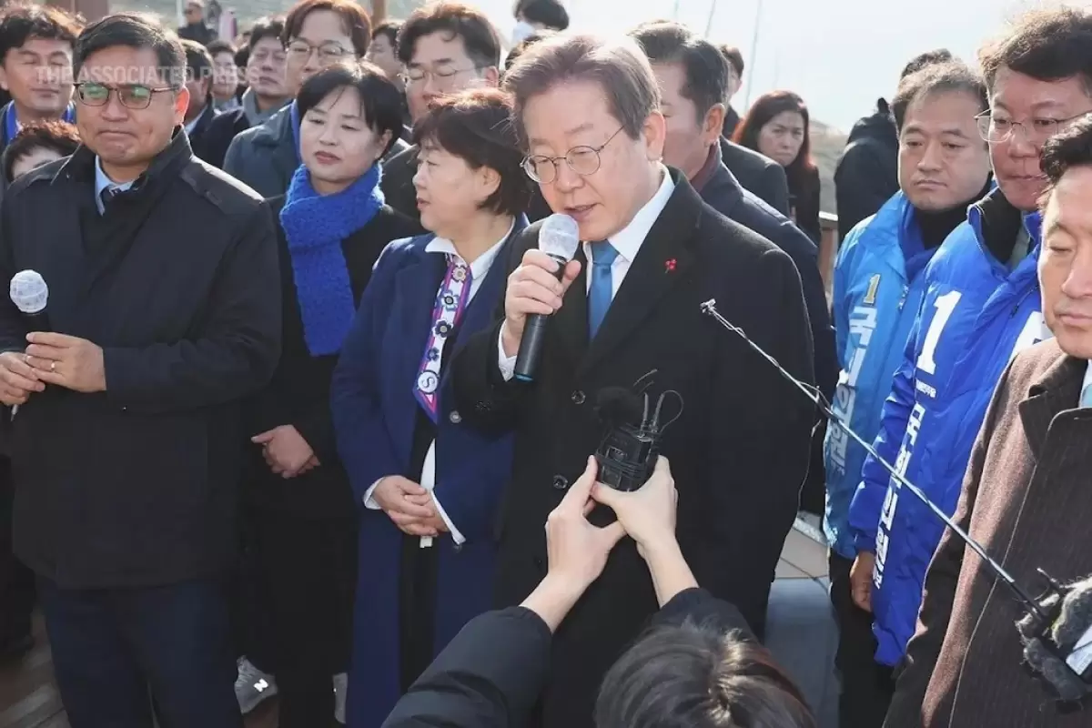 (ویدئو) حمله با چاقو به رهبر اپوزیسیون و نامزد ریاست جمهوری کره جنوبی