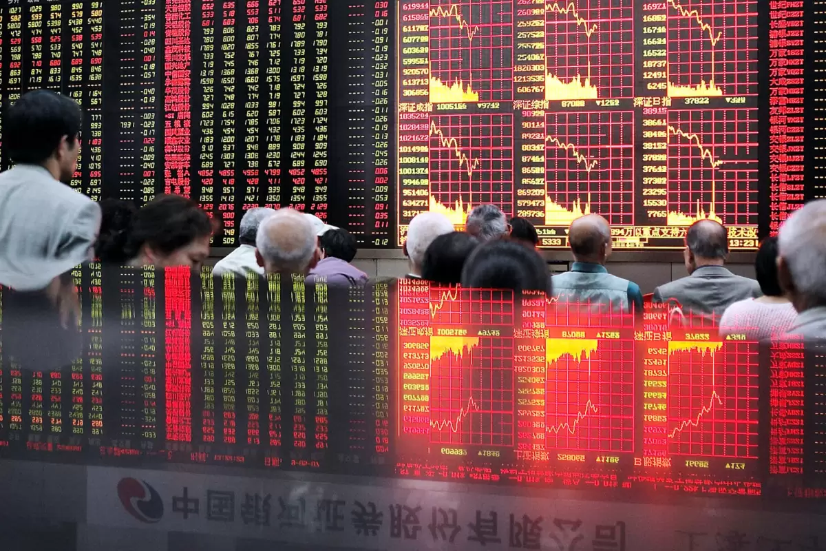 کاهش سهم چین در شاخص سهام بازارهای نوظهور/ سرمایه‌های خارجی در حال خروج از پکن