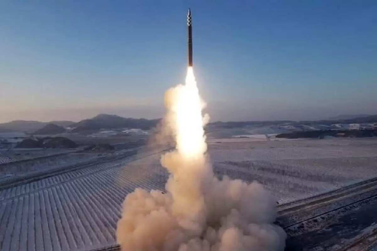 ببینید | گزارش تلویزیون کره شمالی از شلیک چند موشک به دریای زرد!