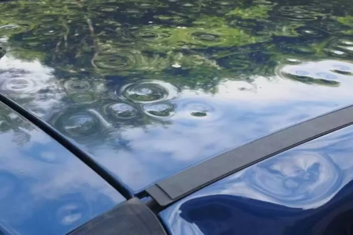 (ویدئو) شاهکار سایپا؛ کیفیت بدنه خودرو شاهین در برابر بارش تگرگ!