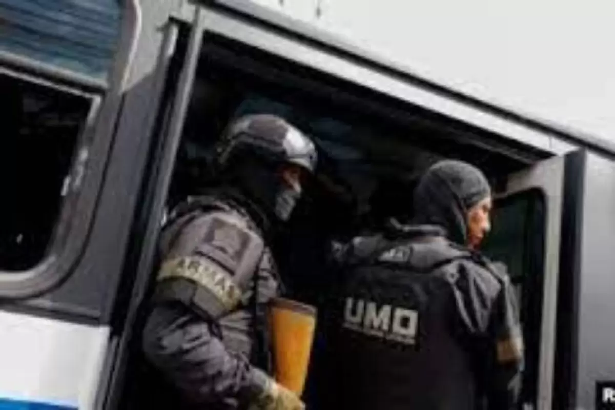 ببینید | حمله افراد مسلح به استودیو تلویزیون اکوادور و گروگانگیری همزمان با پخش زنده!