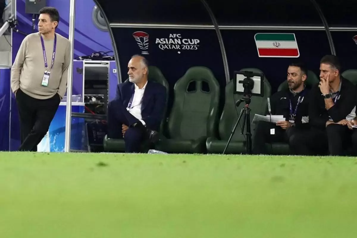 ماجرای یک دستگاه عجیب روی نیمکت تیم ملی ایران