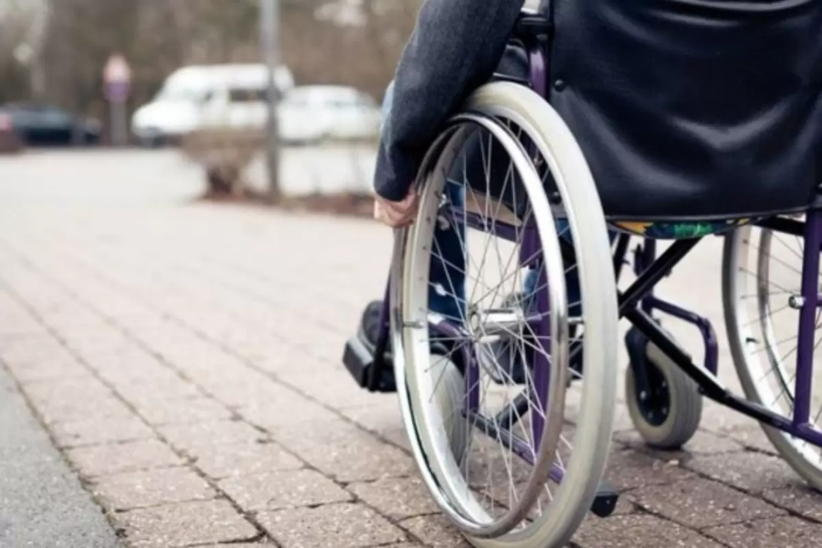 مدیرعامل انجمن دفاع از حقوق معلولان: افزایش ۶۰ درصدی مستمری دردی دوا نمی‌کند