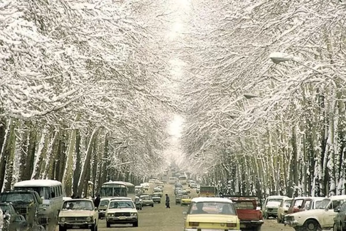 تهران قدیم؛ تصاویری جالب از بارش برف، ۵۰ سال قبل