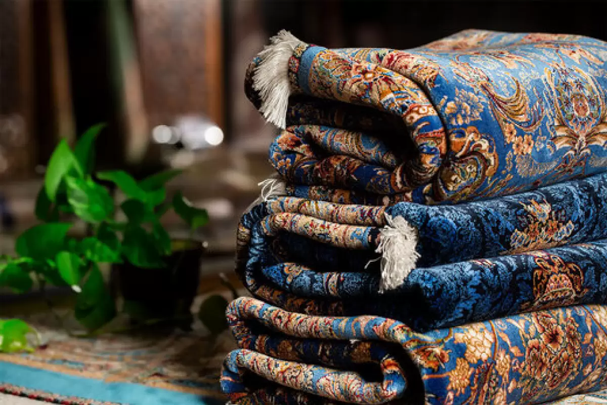 ببینید | ذوق‌زدگی مرد کره‌ای از دیدن فرش ایرانی در خانه‌اش