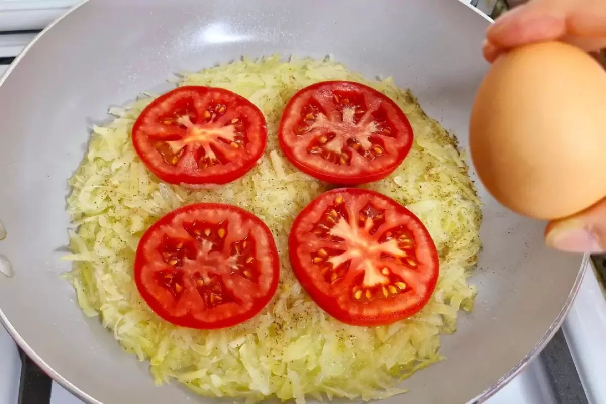 (ویدئو) طرز تهیه املت گوجه فرنگی و سیب زمینی به روش ترکیه ای