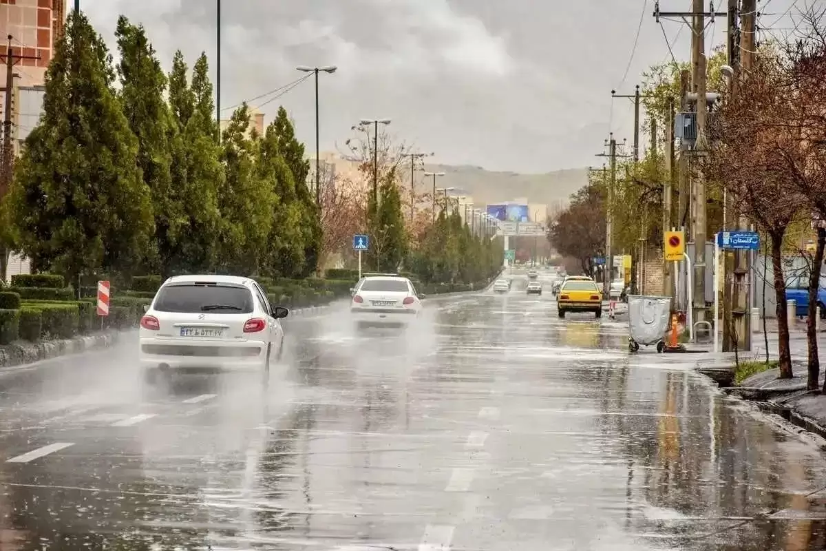 بارش پراکنده باران در تهران از دوشنبه