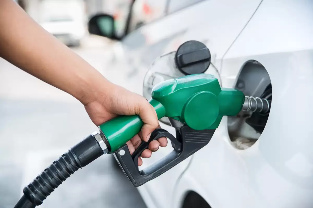 جزئیات واریز و میزان سهمیه بنزین خودروها اعلام شد