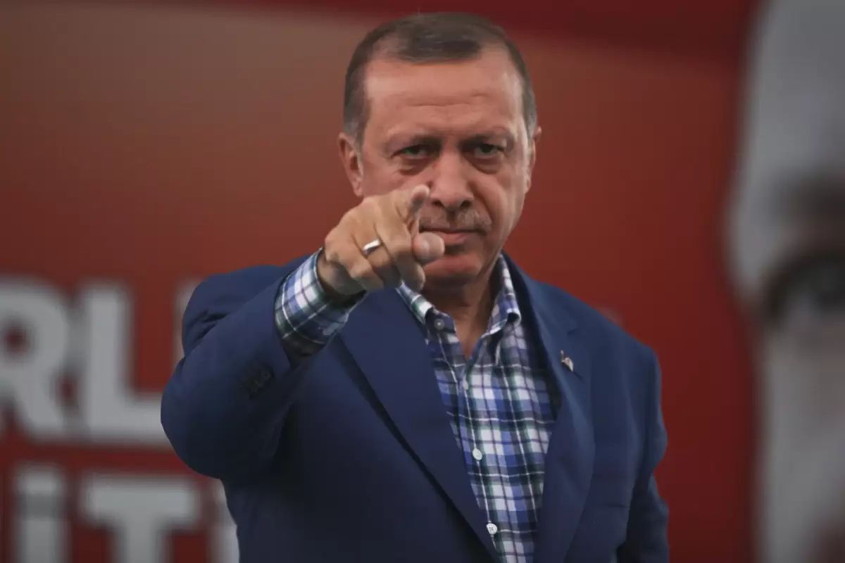 حادثه امنیتی برای تیم حفاظتی رئیس‌جمهور ترکیه/ سوء‌قصد به جان اردوغان خنثی شد؟