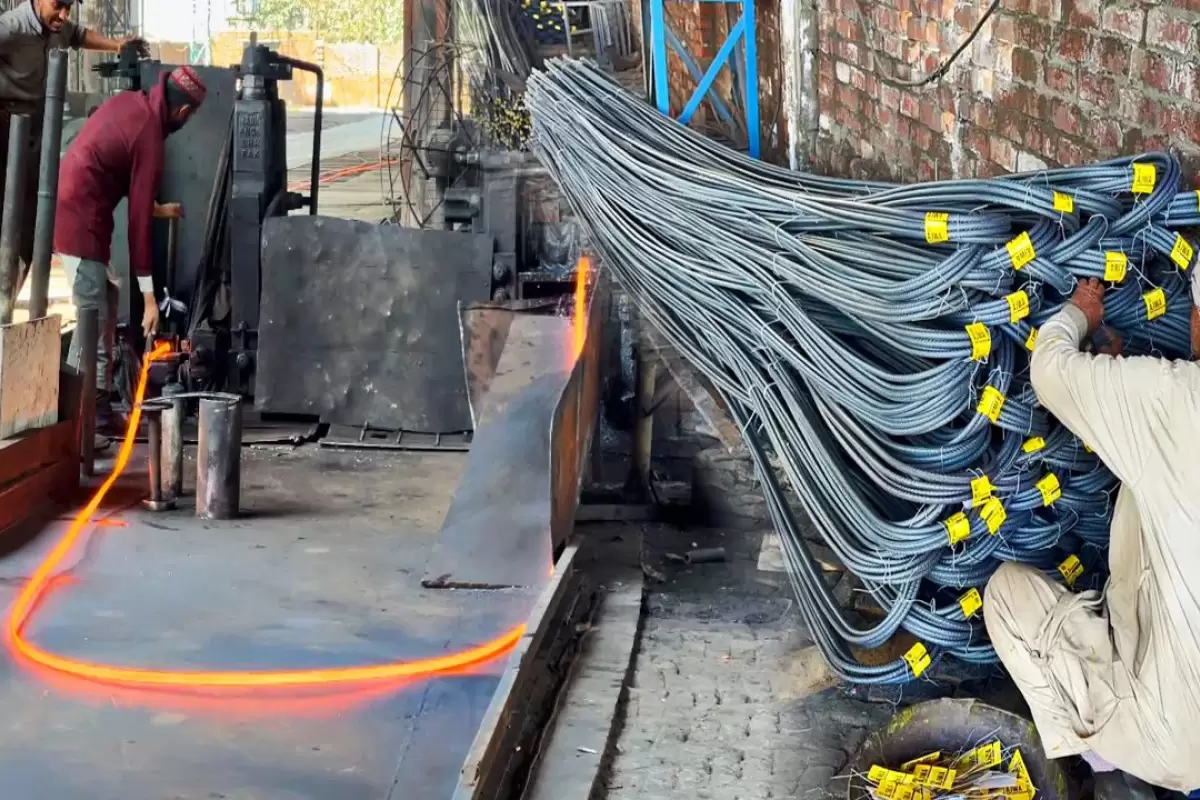 (ویدئو) فرآیند ساخت میلیون ها میلگرد فولادی در یک کارخانه بزرگ پاکستانی