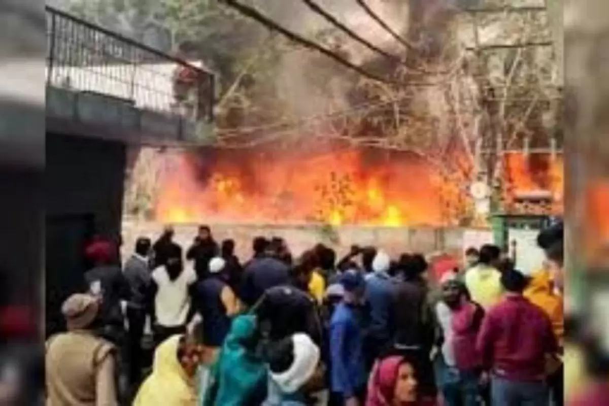 ببینید | آتش‌سوزی در وزارت کشور هند
