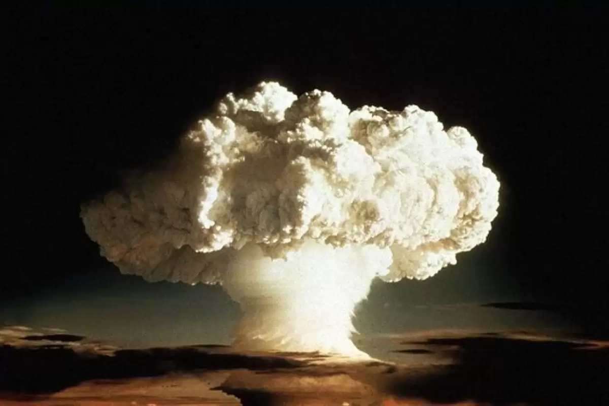 ببینید | رئیس دانشگاه شهید بهشتی روی آنتن تلویزیون: ساخت بمب اتم برای ما راحت است