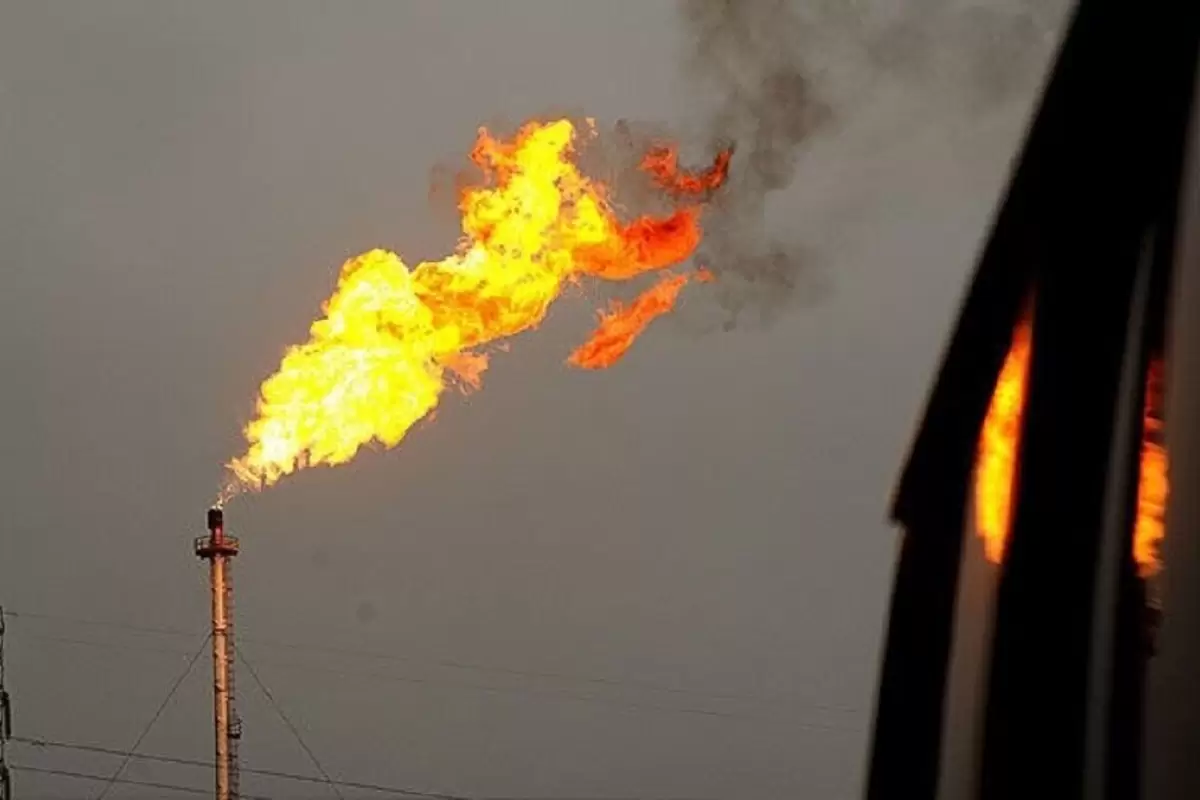 (ویدئو) آلودگی مشعل‌های نفت در خوزستان