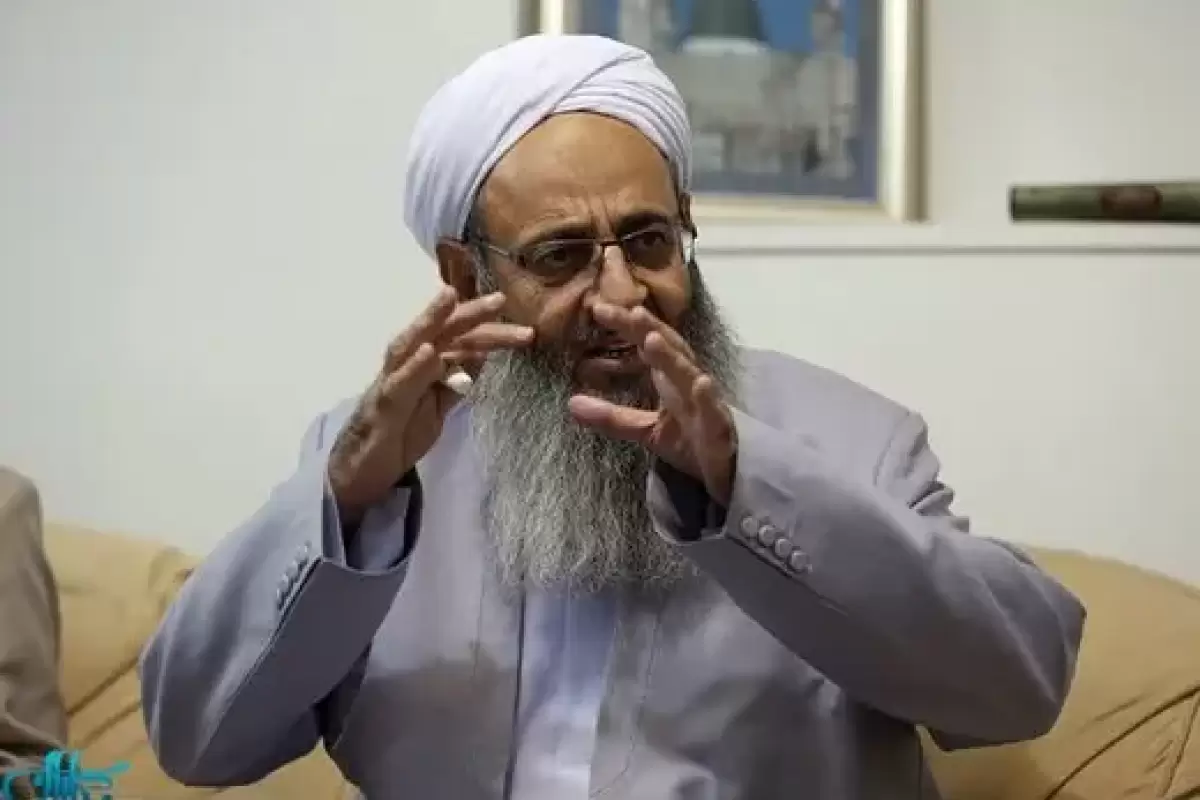 حمله به مولوی عبدالحمید در خطبه عید فطر: با کدام عقل از گفت‌وگو با تروریست‌ها حرف می‌زنید؟