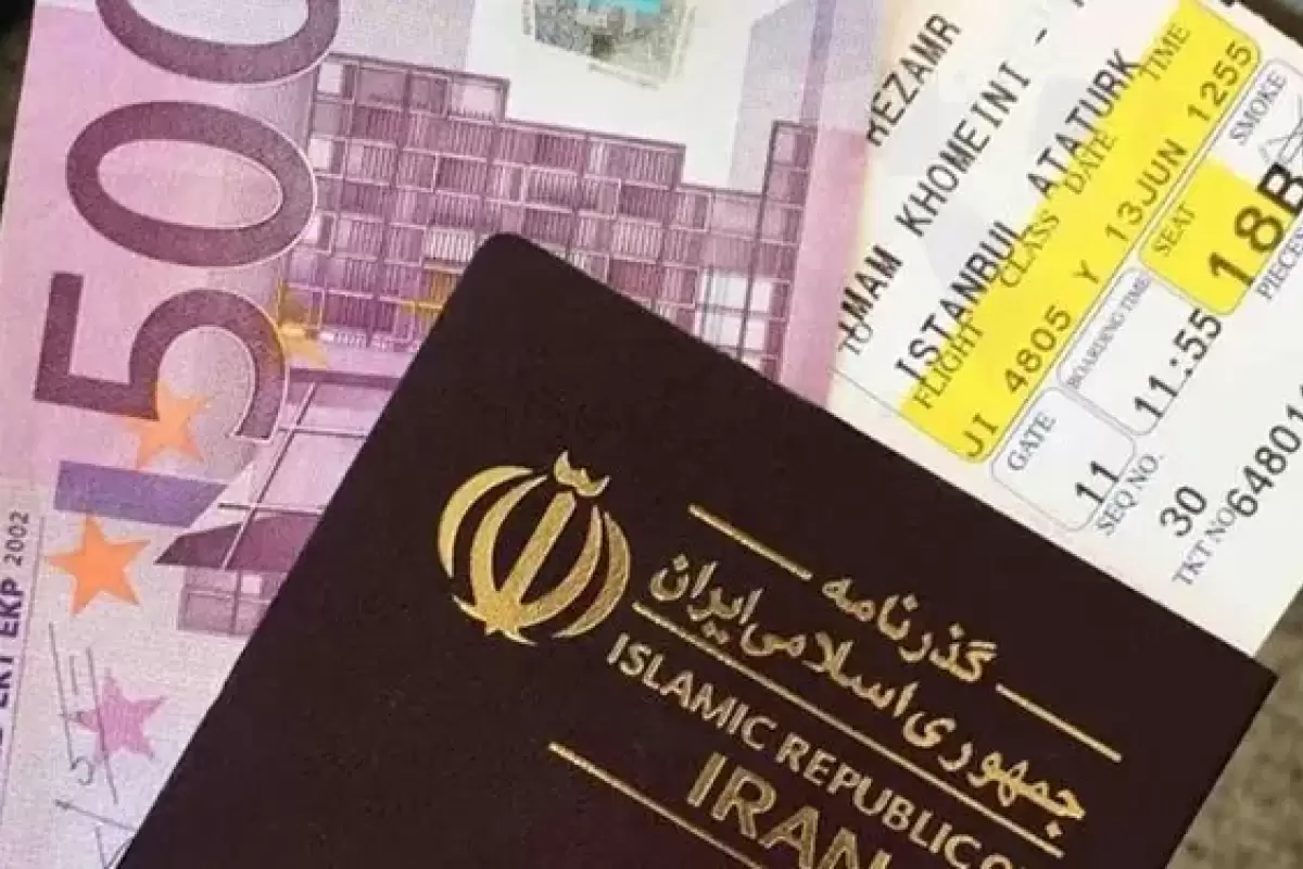 اعتراض کیهان به سفر خارجی مردم: چرا با این تورم و گرانی عده‌ای باید سفر مجانی سیاحتی بروند!