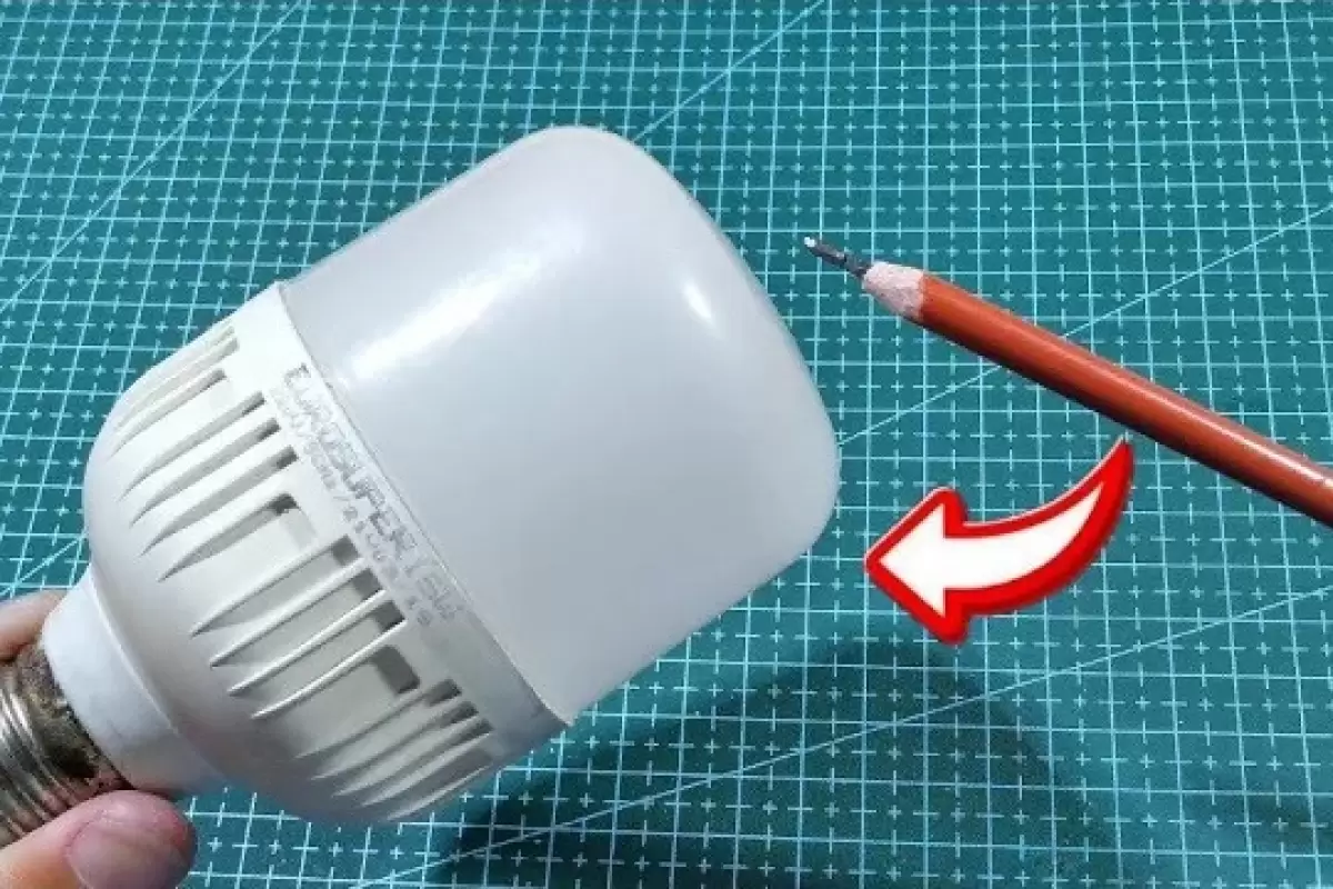 (ویدئو) یک روش خلاقانه و جدید برای تعمیر لامپ های LED با مداد معمولی!