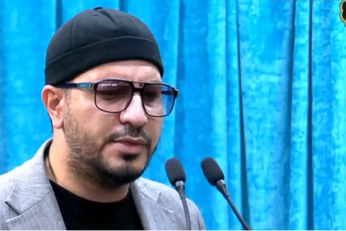 (ویدیو) حضور حامد شاکرنژاد قاری مطرح در مراسم تشییع رئیسی و همراهانش