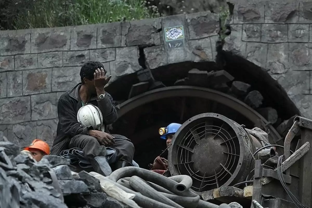 ریزش مرگبار معدن زغال سنگ در کرمان؛ ۱ کشته و ۵ مجروح