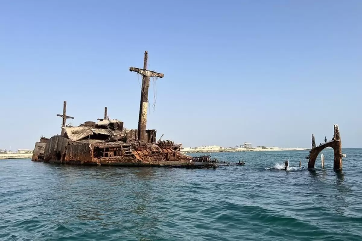 (ویدیو) یک قدم تا نابودی؛ کمر کشتی یونانی شکست