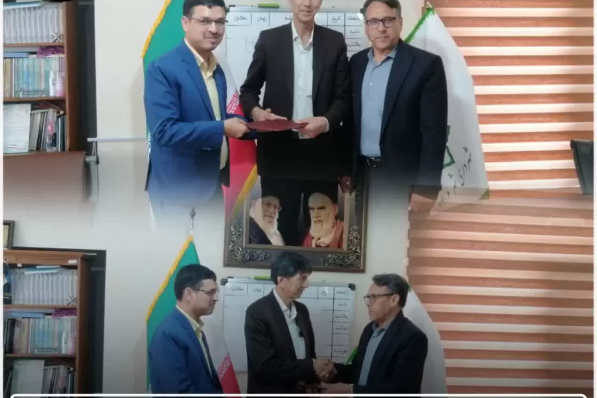 تجلیل از رزمنده دوران هشت سال دفاع مقدس از آقای عطابردی خانی در مراوه تپه