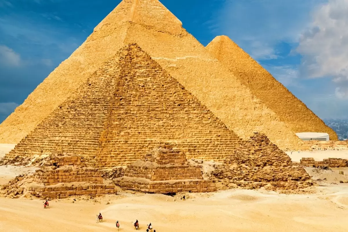 تابوت 3 هزارساله‌ای که یک فرعون و یک کاهن در آن دفن شده بودند