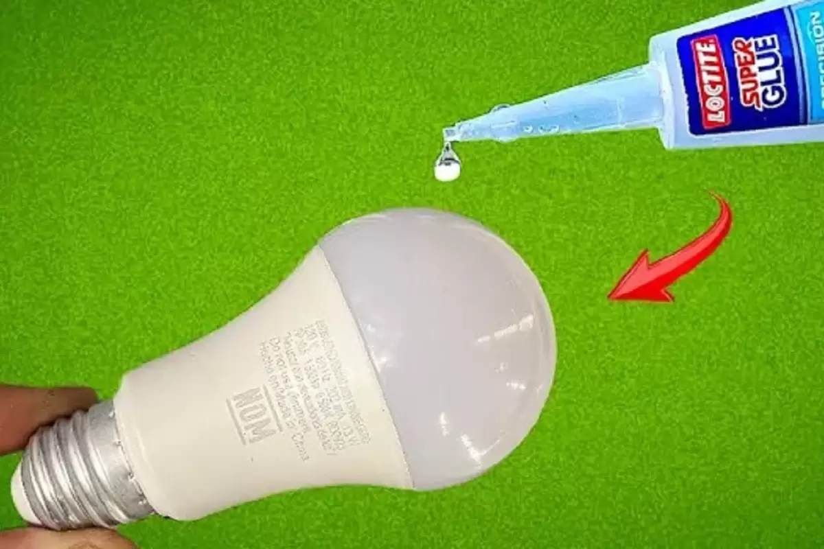 (ویدئو) فرآیند تعمیرکردن لامپ LED با مغز مداد و چسب قطره ای!