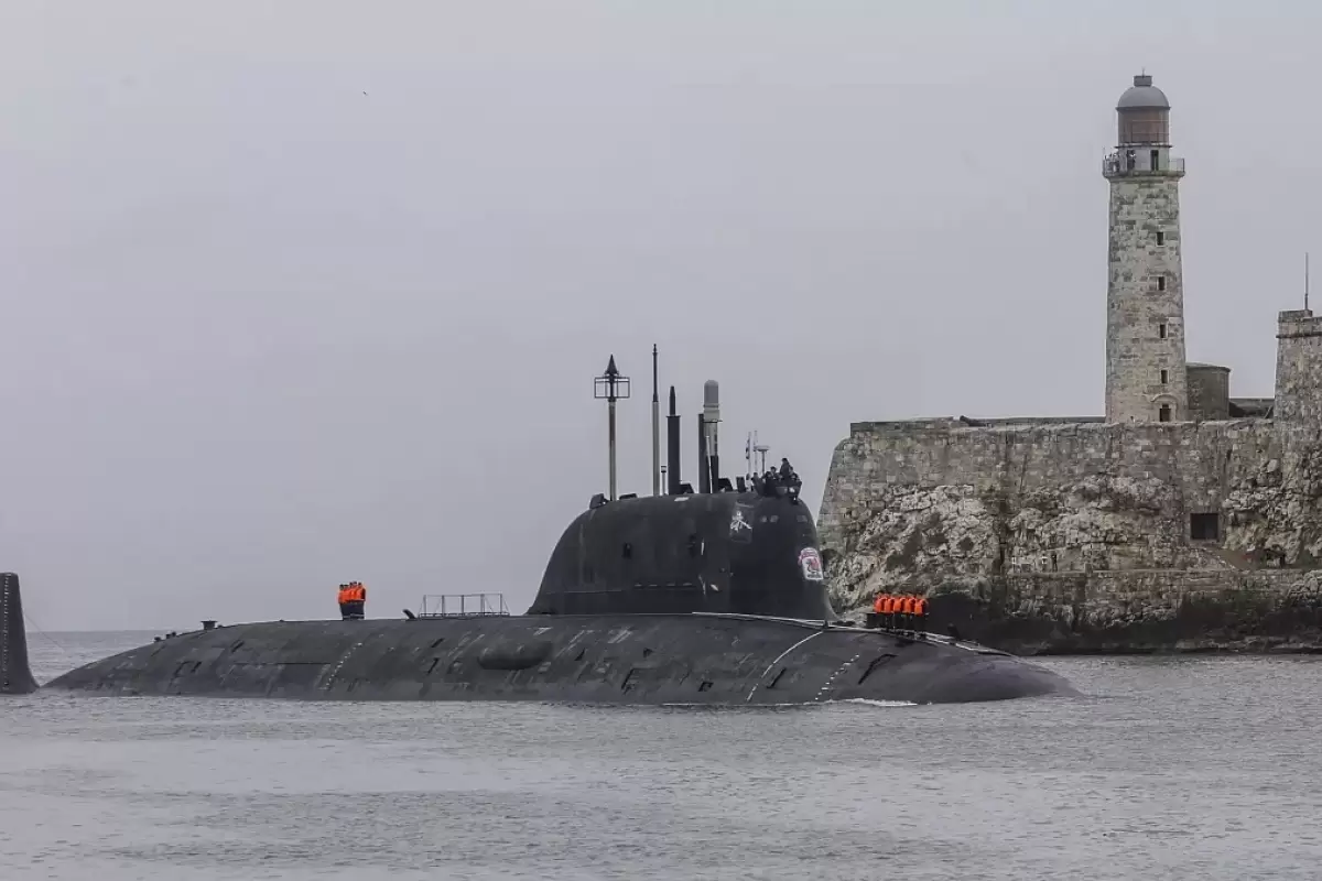 (ویدئو) زیردریایی اتمی روسیه برای شرکت در مانور از خلیج هاوانا خارج شد