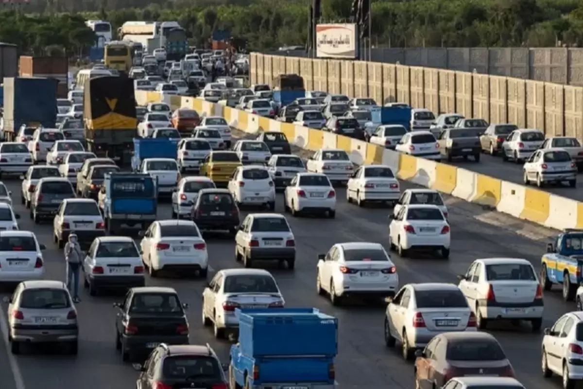 چند سال از عمر مردم تهران در ترافیک تلف می‌شود؟!