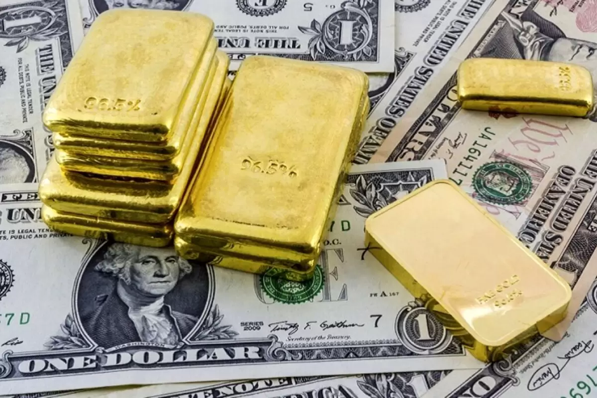 نرخ ارز دلار سکه طلا یورو امروز پنجشنبه ۴ مرداد 1403/ طلا ارزان شد؛ دلار گران