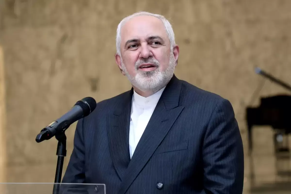 (ویدئو) شعار علیه ظریف در نماز جمعه امروز تهران