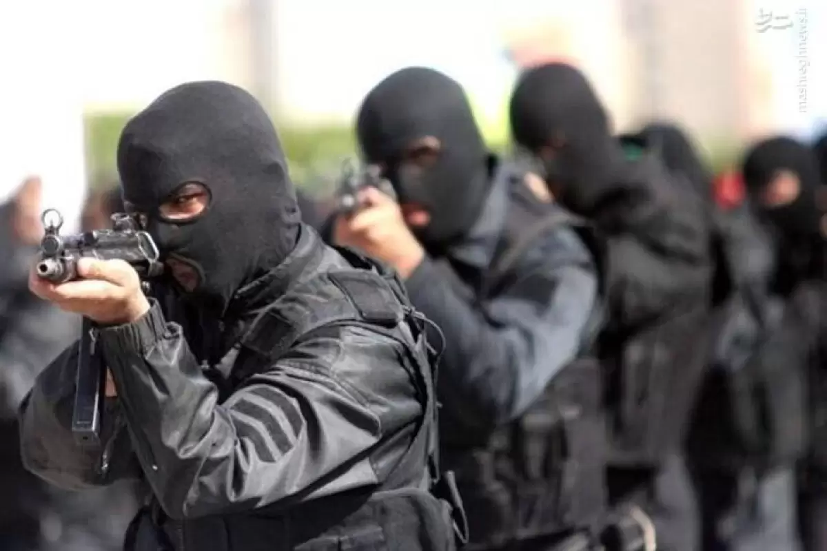 ببینید | اولین تصاویر از لحظه دستگیری تیم وابسته به داعش توسط وزارت اطلاعات