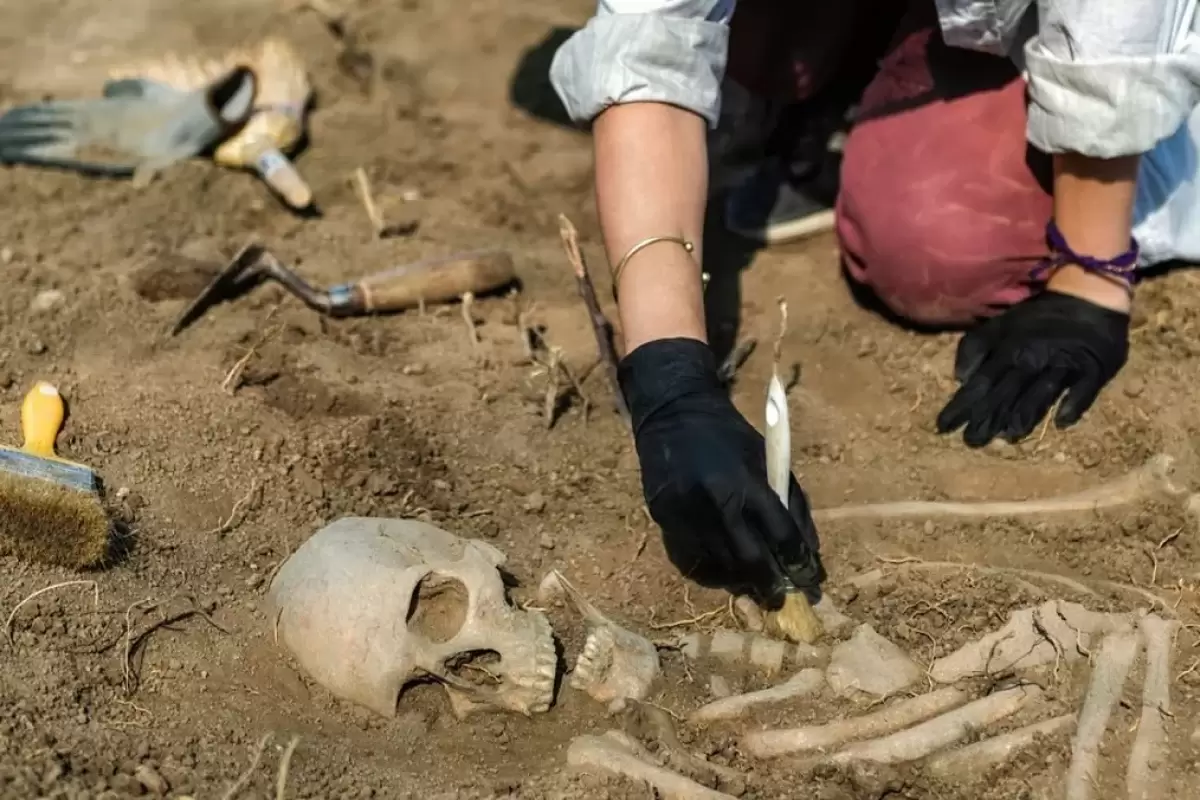 کشف «اسکلت ۱۲ هزار ساله» زنی در ترکیه؛ به باور مردم، با ارواح ارتباط داشته