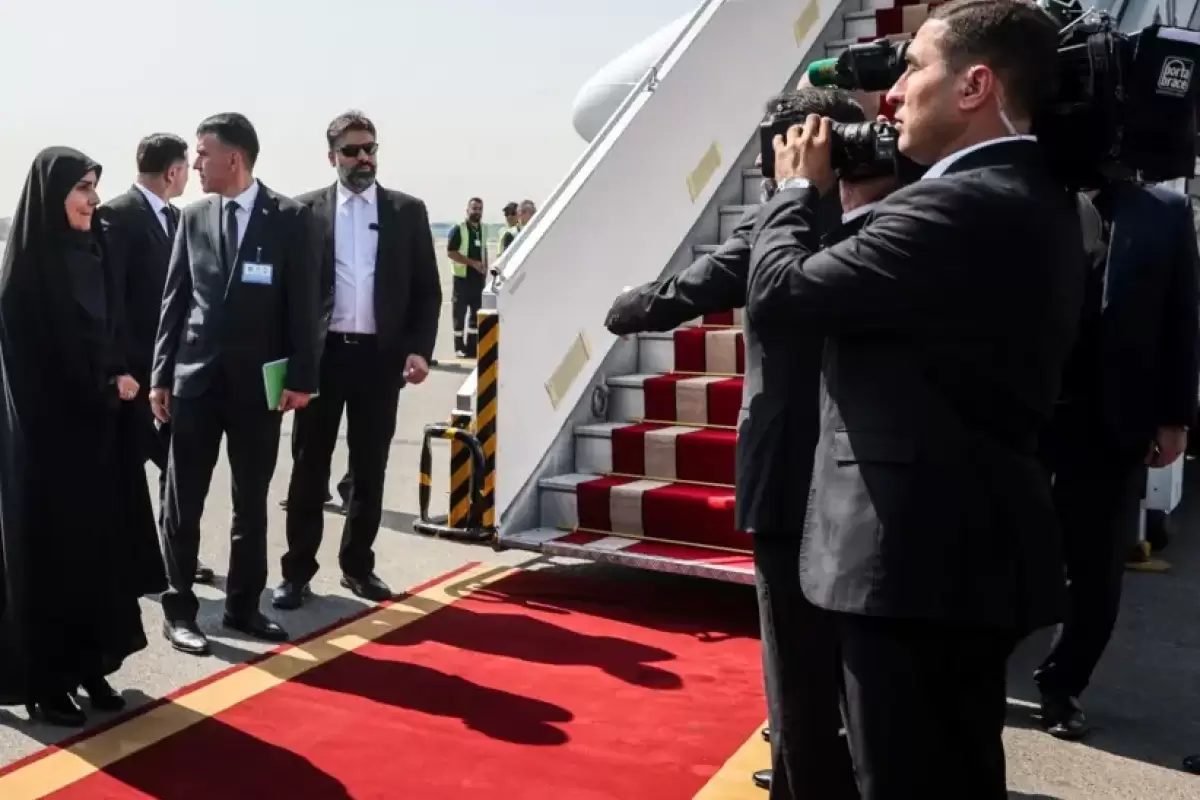 تصویری جالب شیوه از استقبال فرزانه صادق از رهبر ملی ترکمنستان + عکس
