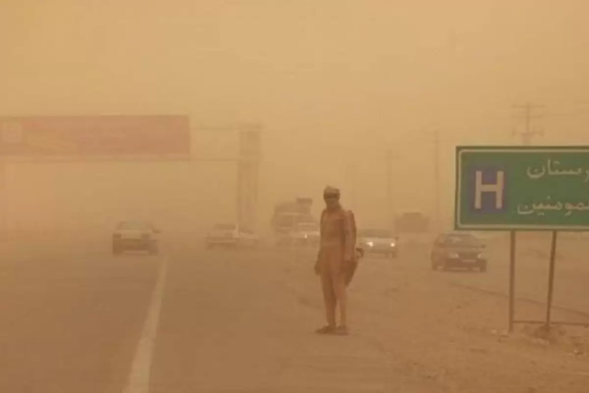 باد شدید با سرعت ۱۰۸ کیلومتر بر ساعت زابل را درنوردید