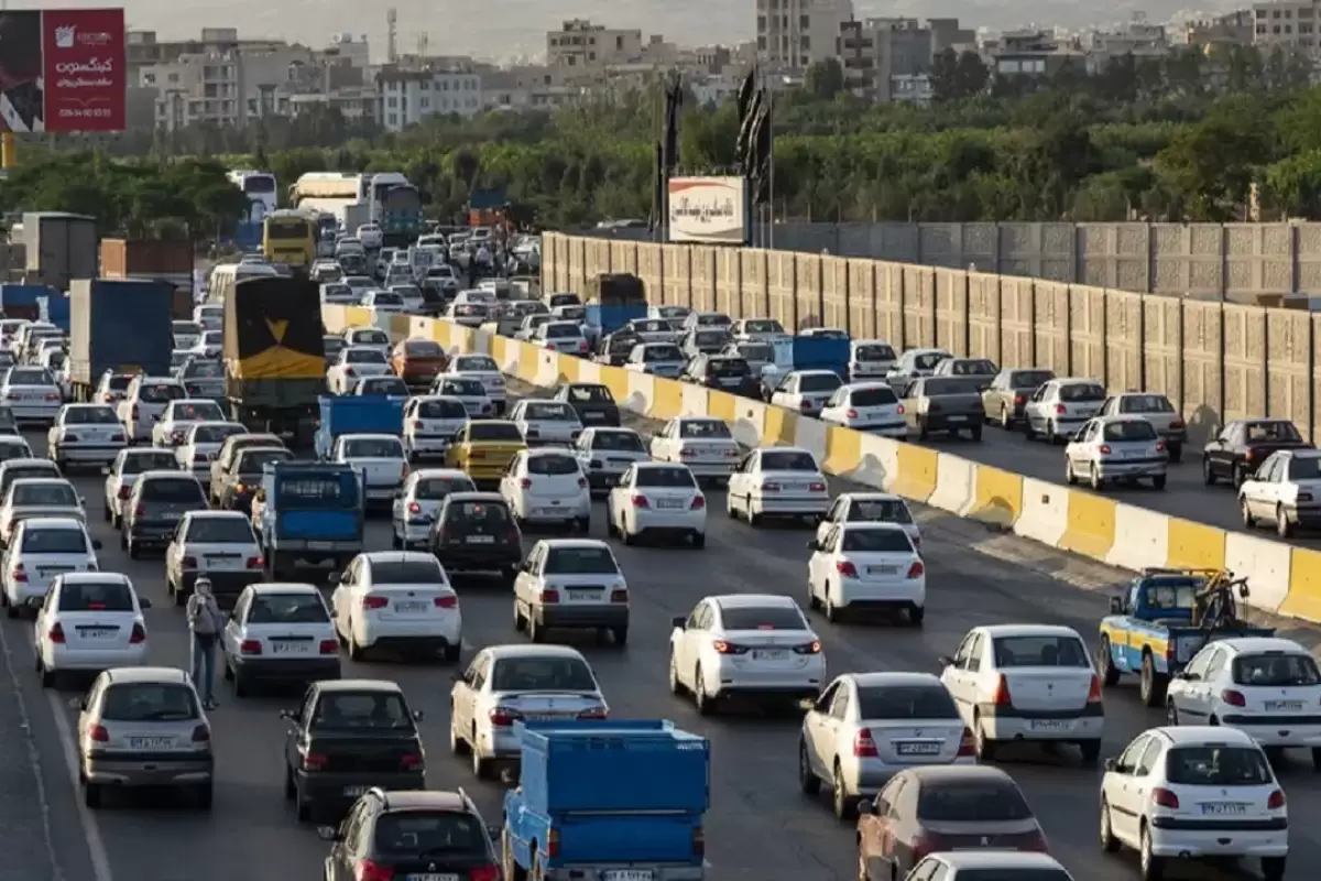 چند درصد از عمر تهرانی‌ها در ترافیک تلف می‌شود؟