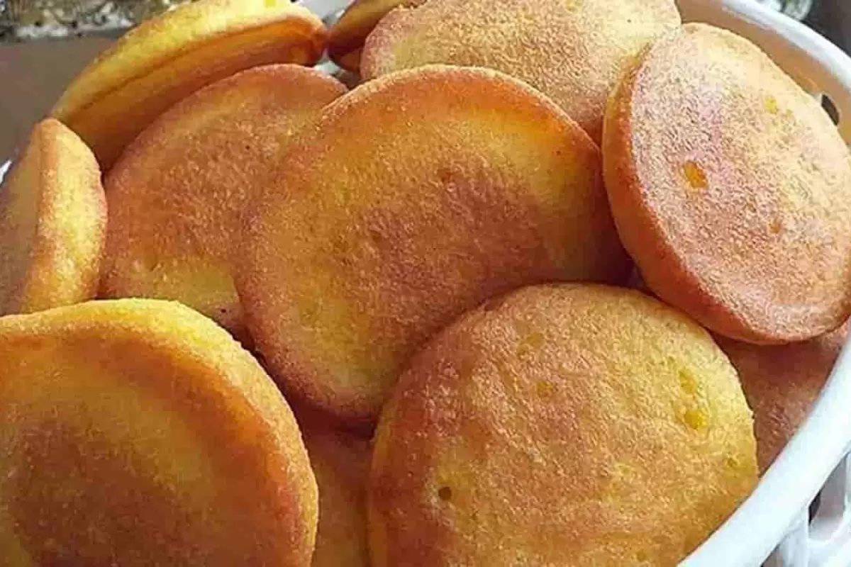 طرز تهیه کیک قاشقی ساده و خوشمزه (ویدئو)