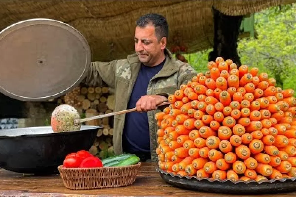 (ویدئو) پخت ازبکی پلو توسط آشپز مشهور روستایی آذربایجانی در طبیعت