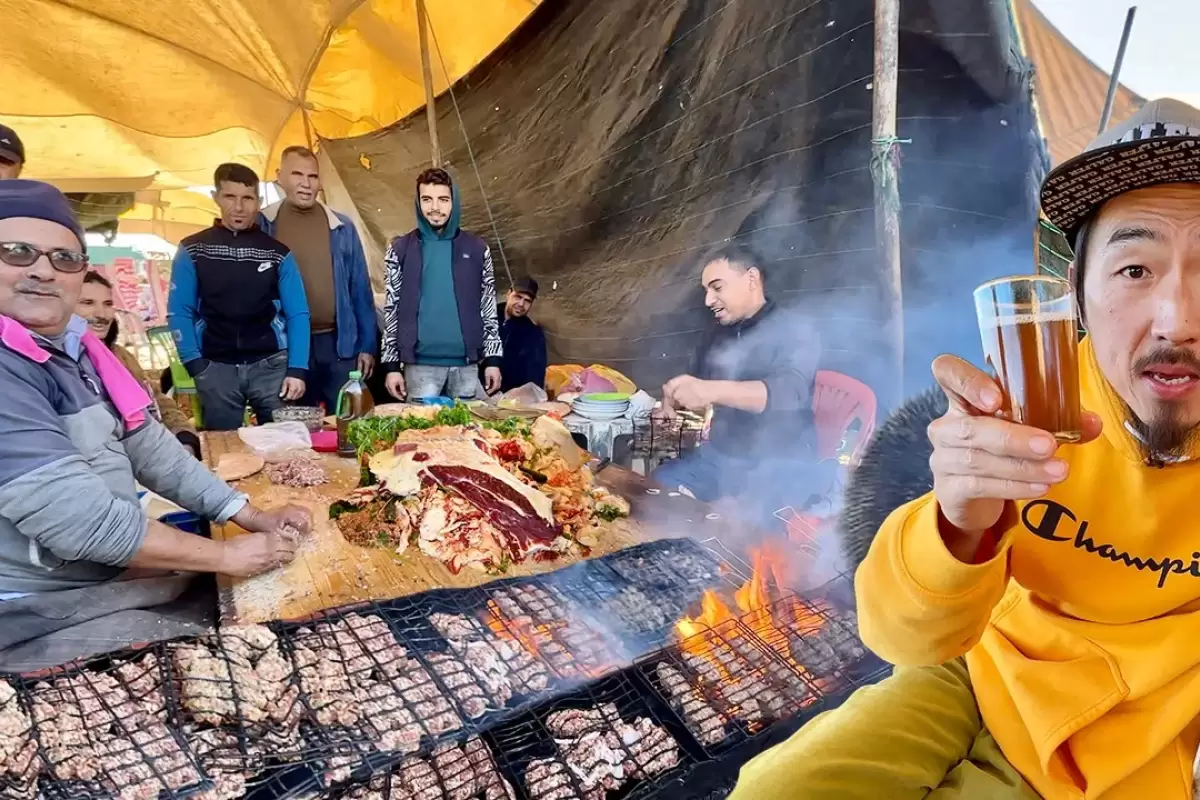 (ویدئو) غذای خیابانی در مراکش؛ از دونات و ماهی سرخ‌شده تا کوفته گوشت