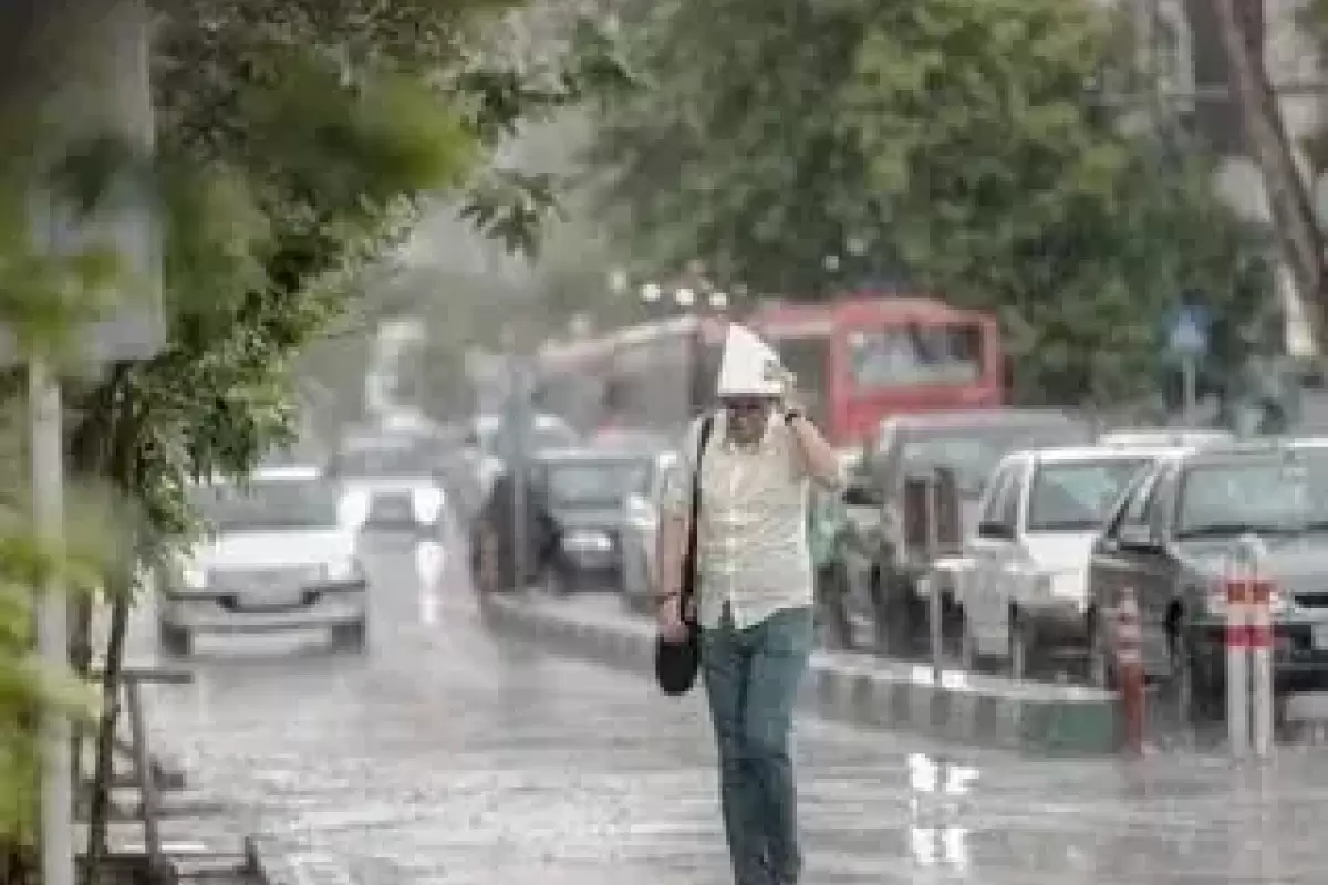 وضعیت دما و بارش کشور تا نیمه خردادماه ۱۴۰۴