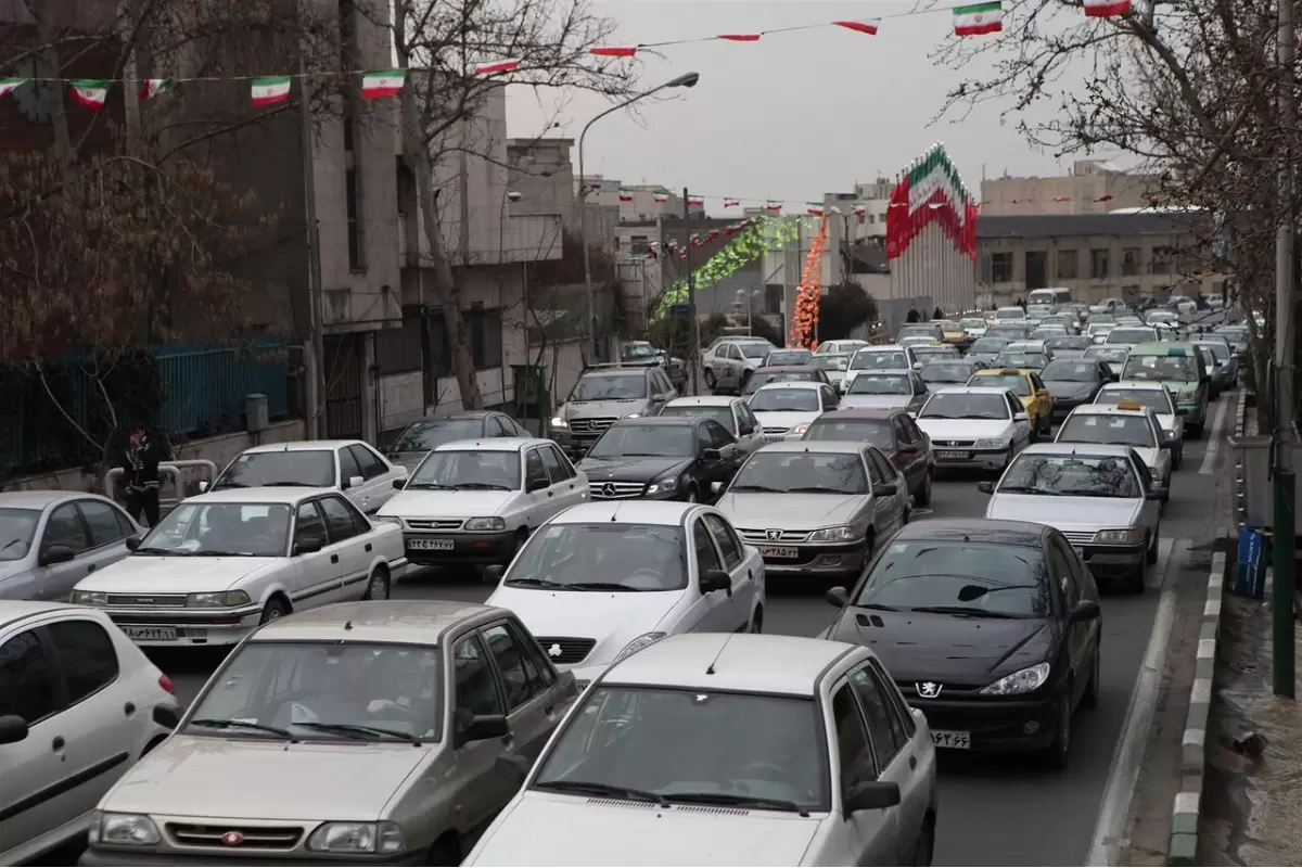 (عکس) سفر به تهران قدیم؛ گذری بر تاریخ خیابان پاسداران؛ سلطنت‌آباد سقوط کرد!