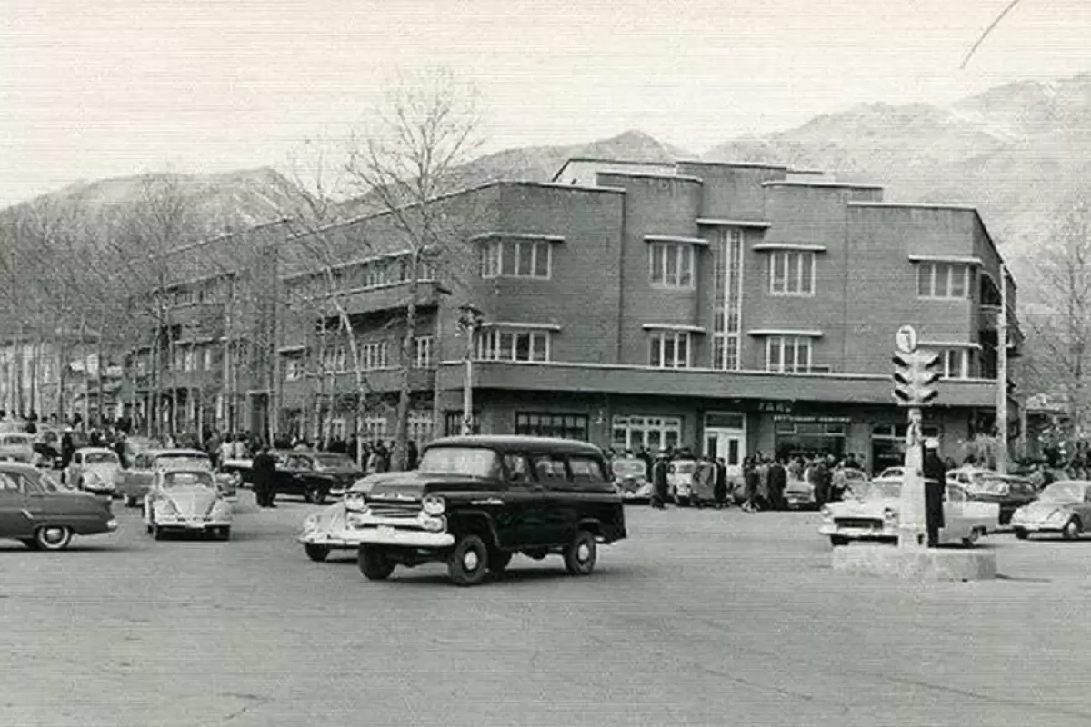 (عکس) سفر به تهران قدیم؛ مرگ طغرل در طجرشت