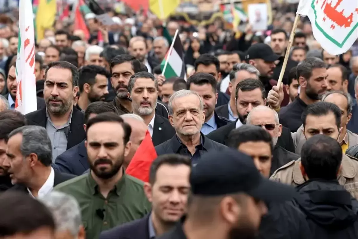 پزشکیان: مدعیان حقوق بشر بگویند مردم غزه چه گناهی دارند