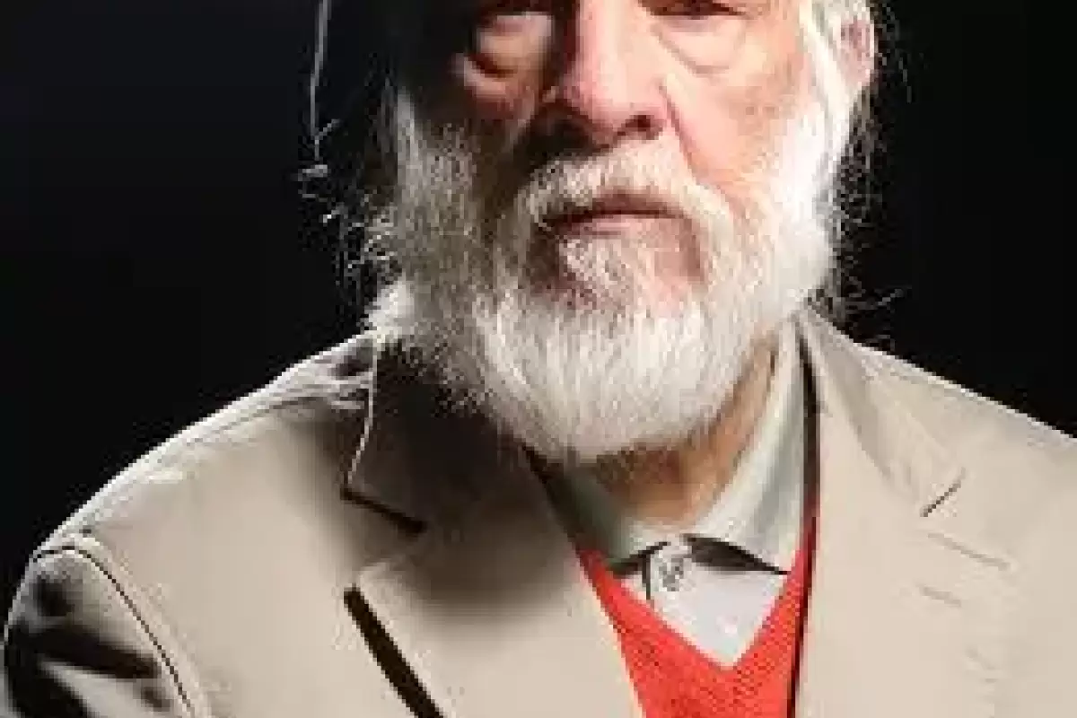 علی شقاقی درگذشت