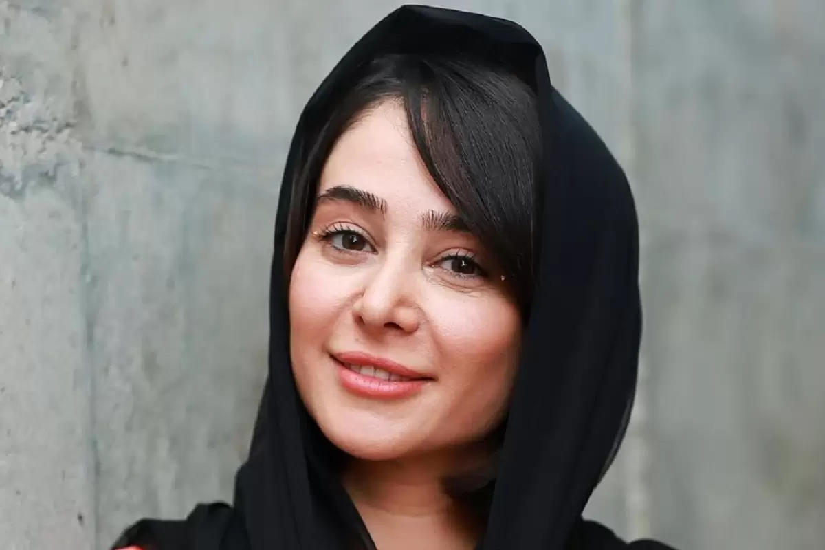 (عکس) «الناز حبیبی» با تیپ بهاری جدید در کنار برادرش در یک مراسم خصوصی