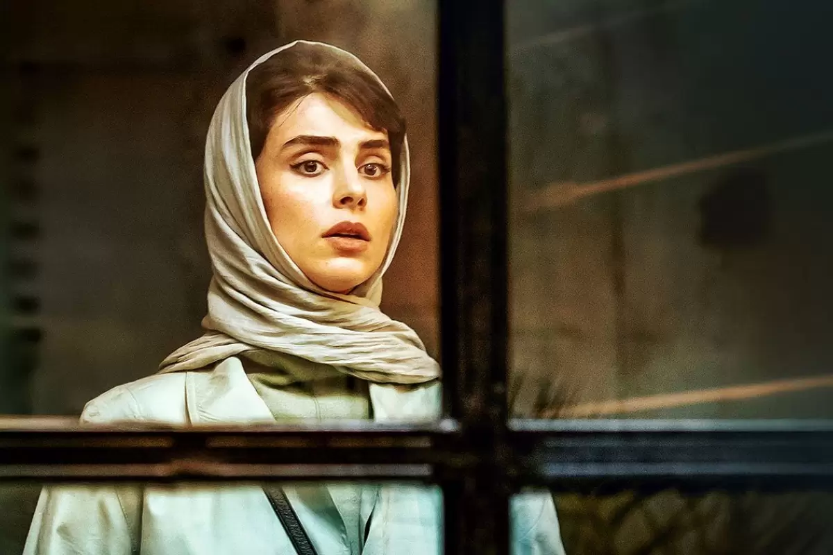 نقد و بررسی سریال آبان؛ نگاهی به نقاط قوت و ضعف