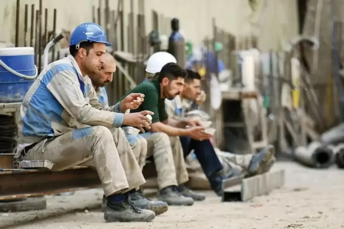 حقوق کارگران در سال ۱۴۰۴ چقدر می شود؟